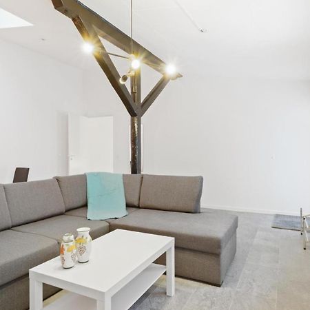 Charming - Luxurious 1 Bedroom Apartment In The Heart Of 올보르 외부 사진