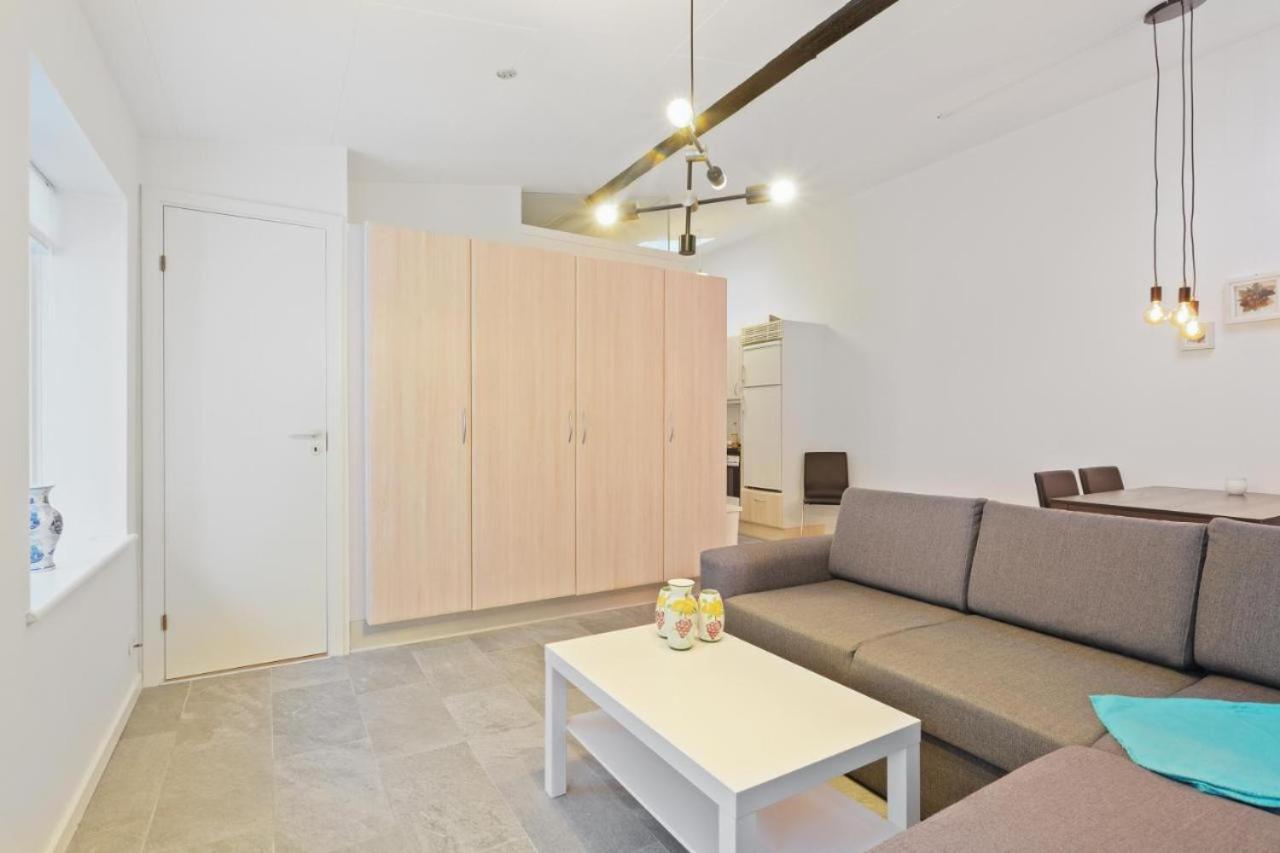 Charming - Luxurious 1 Bedroom Apartment In The Heart Of 올보르 외부 사진