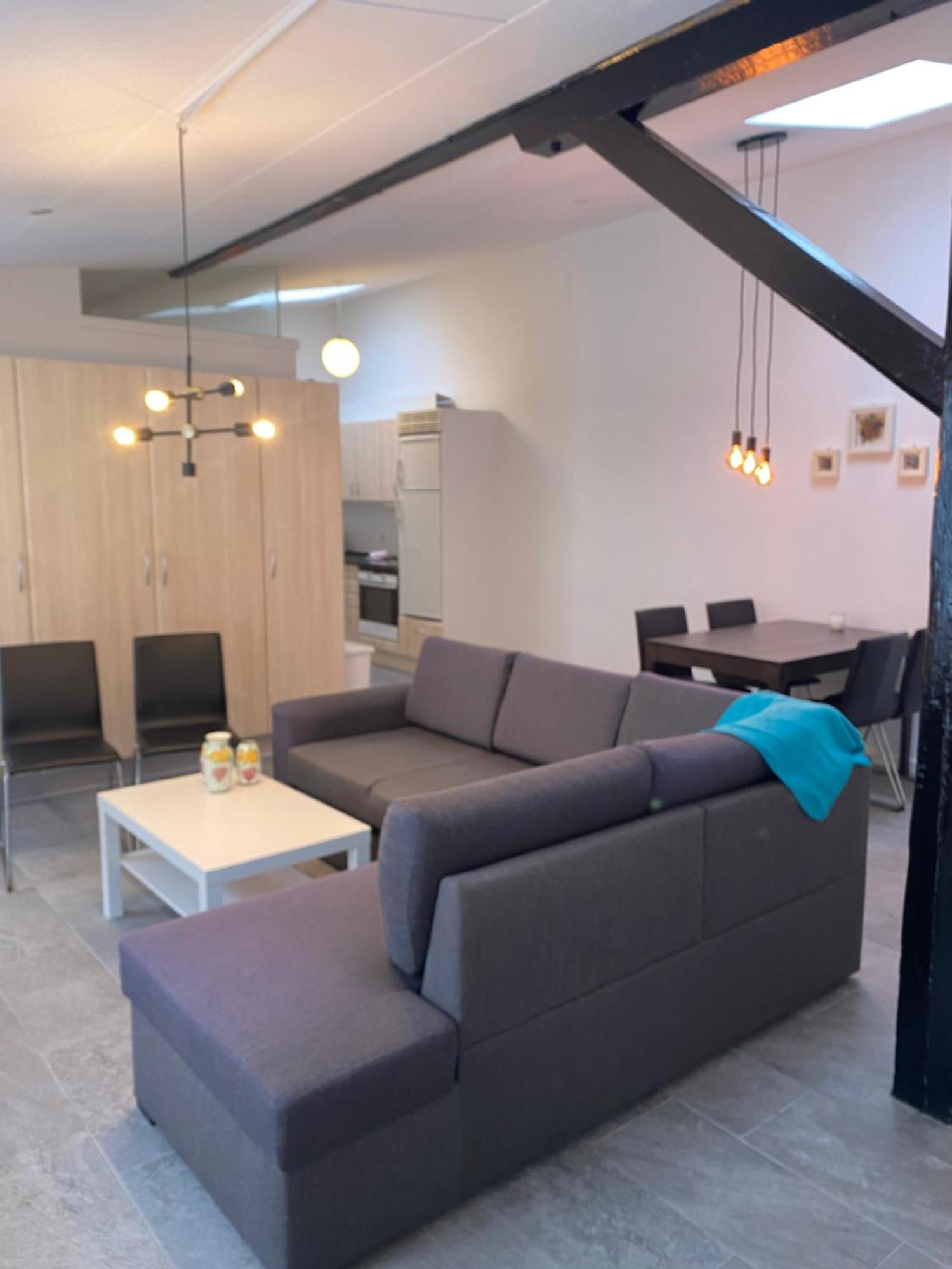 Charming - Luxurious 1 Bedroom Apartment In The Heart Of 올보르 외부 사진